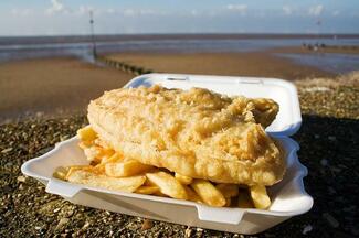 Fish and Chips, den populære ret i UK - hvornår lærer de om mad? Fisk og pomfritter